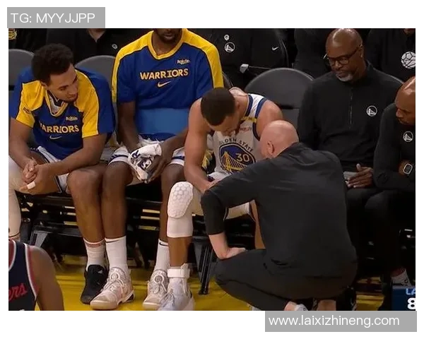 脚踝受伤的足球明星如何重返赛场的励志故事与奋斗历程