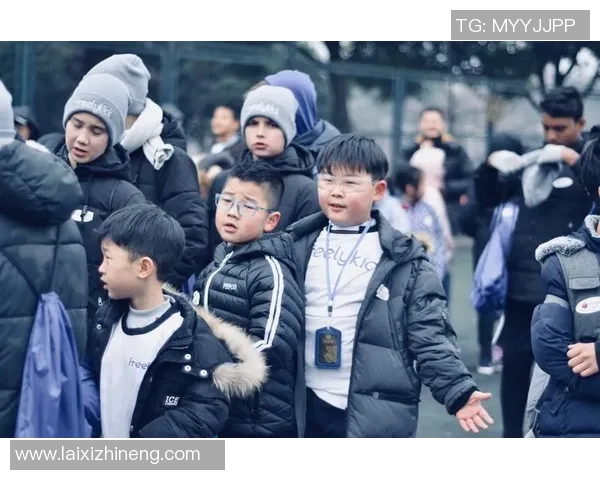 足球明星冬季穿搭指南如何在寒冷天气中保持时尚与温暖