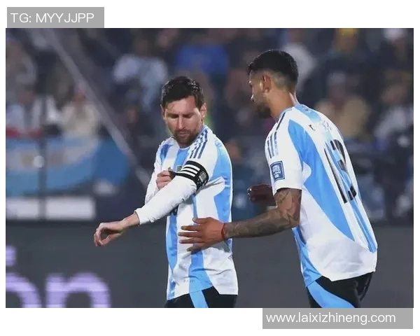 梅西直播分享足球技巧与训练心得，球迷互动畅谈赛事精彩瞬间